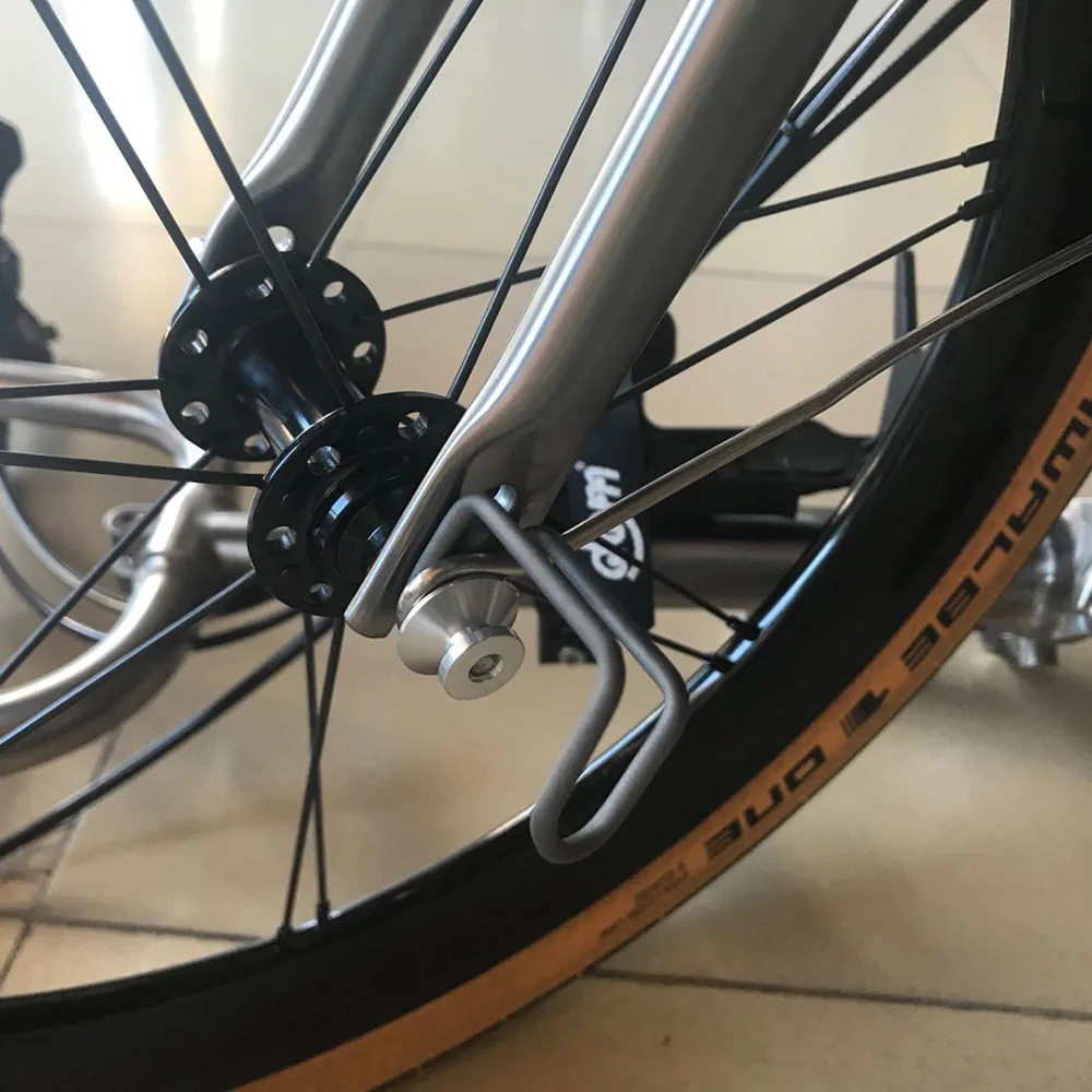 

Titanium GR5 Bike e-type E Hook for Brompton 3Sixty Pikes Front Fork Hanger Accessories Ultralight No Mudguard 6g