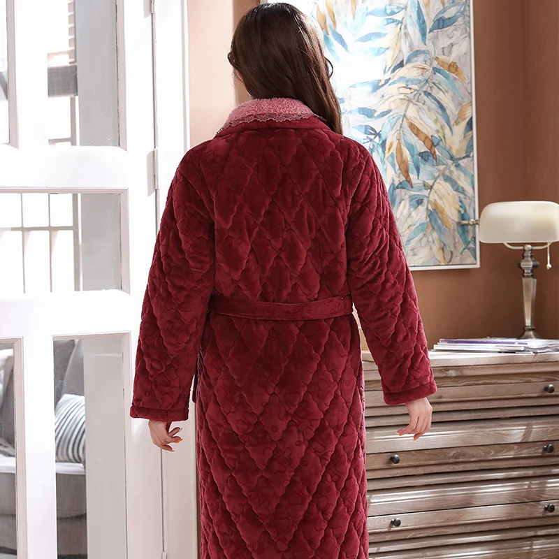 Luxury Red Flannel Quilted Robe Female Thick Elegant Dressing Gown Warm Belted Women's Bathrobe Winter Long Robe Women Bath Robe