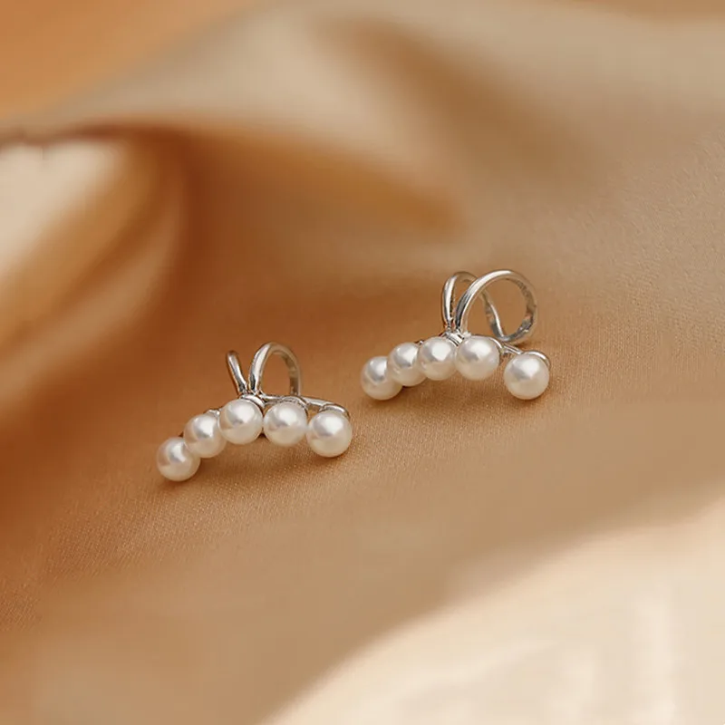 QMCOCO Silver Color Pearls Ear Bone Clip Simple Temperament Without Ear Holes Women Simple Personality Jewelry Accessories
