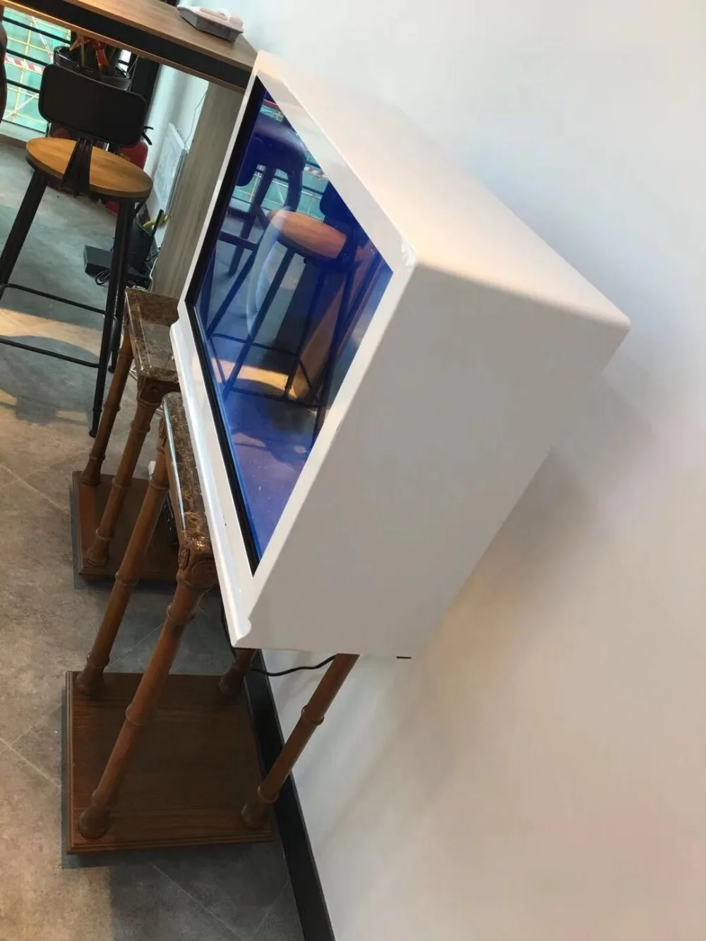 Quiosque de exibição interativo transparente do toque da tela lcd da propaganda digital de 32 polegadas