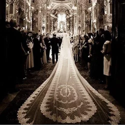 Hot Luxury 5M Wedding Veils Appliques Lace Edge White Ivory One Layer With Comb Attached Custom-Made Long Bridal Veil New