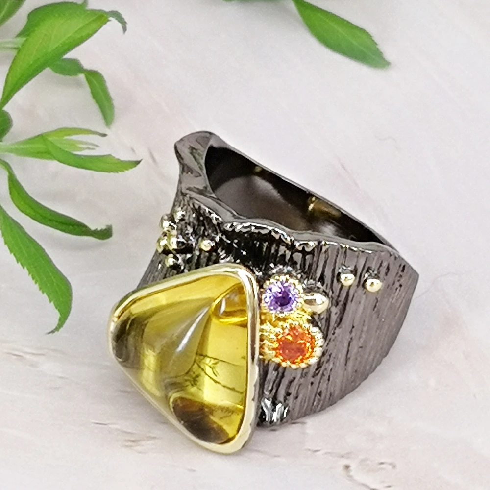 DreamCarnival1989 Big Baroque Rings for Women Exotic Fashion Gift Hip Hop Golden Yellow Triangle Zircon Party Must Have WA11608G