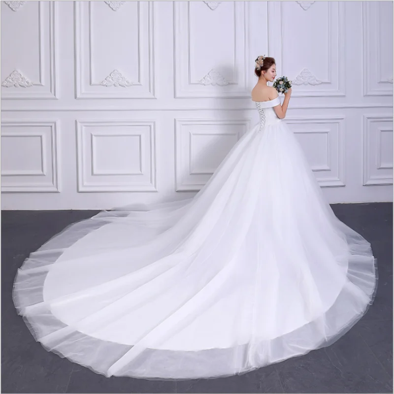 Vestido de novia elegante de lujo con cuello barco y hombros descubiertos, corte en A, plisado de encaje imperio, corsé fruncido, vestido de baile nupcial con espalda de abanico