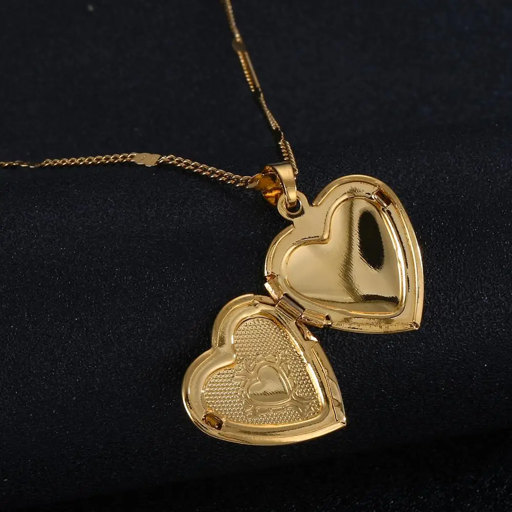 Trendy Gold Color Heart Locket Pendant Necklace with Engraved Cute Heart Chain Jewelry