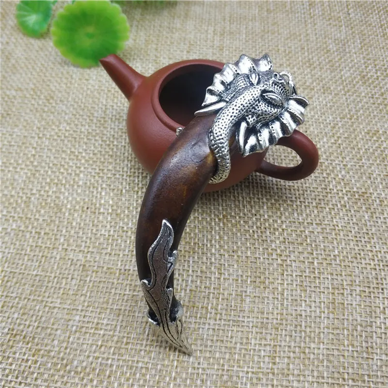 

Wolf Tooth Elephant Head Pendant Tibet Silver Inlaid Wolftooth Pendant Animal Statue Amulet Accessories Bag Key Ring Decoration