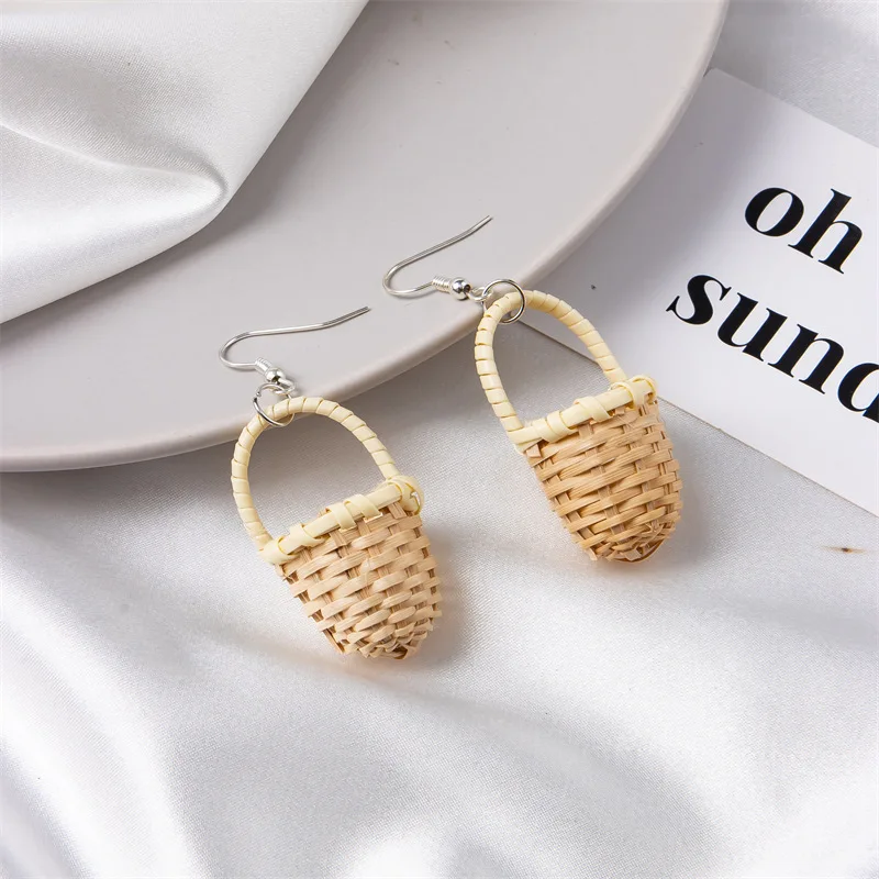 Fashion Creativity Cute Ethnic Style Wicker Straw Hat Basket Earrings Holiday Rattan Knit Earring For Women Jewelry Gift