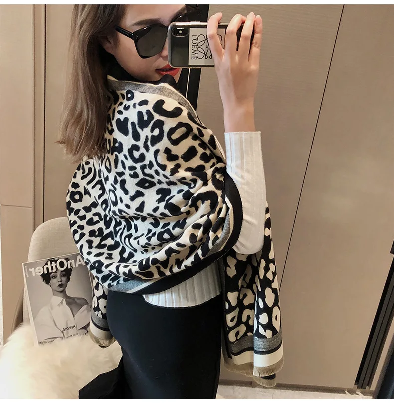 2024 Brand Women Leopard Cashmere Scarf Winter Pashmina Warm Shawls And Wraps Lady Print Thick Blanket Neck Scarves Bufanda