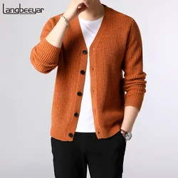 Pull en tricot chaud de style coréen pour hommes, cardigan optique, pulls ajustés, vêtements décontractés pour hommes, nouvelle marque de mode, hiver 2023