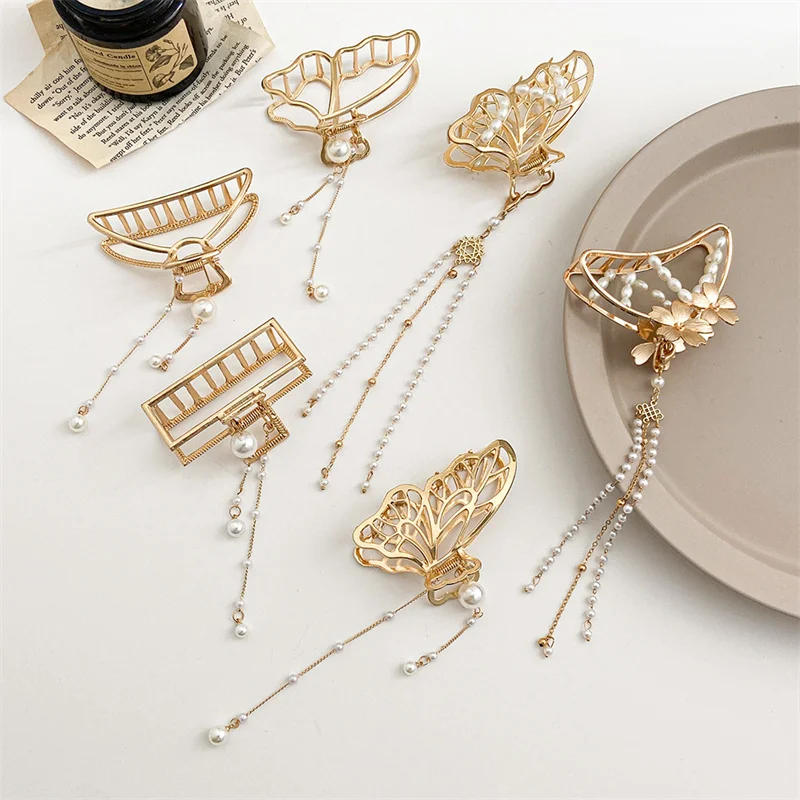 Butterfly Hair Claw Vintage Long Pendant Hair Clips Elegant Gold Color Geometric Hairpins Hair Crab for Women Hair Accessories