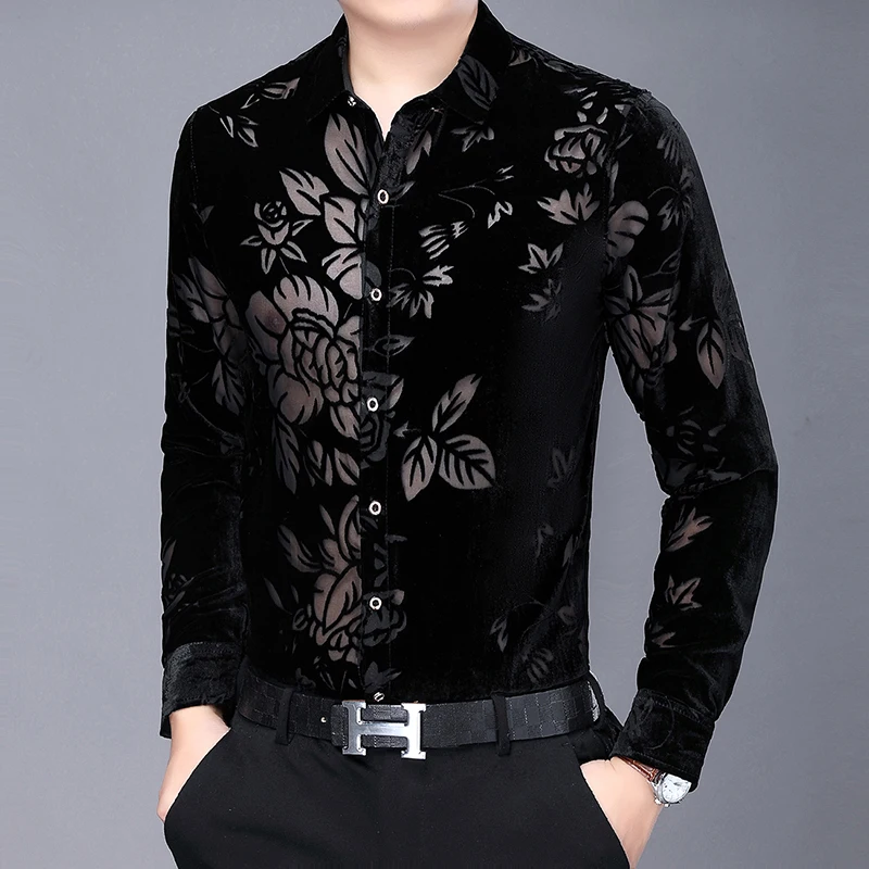 Ropa Sexy hueca para hombre, camisas transparentes de flores, camisas de vestir de terciopelo de seda transparente de manga larga, primavera 2024