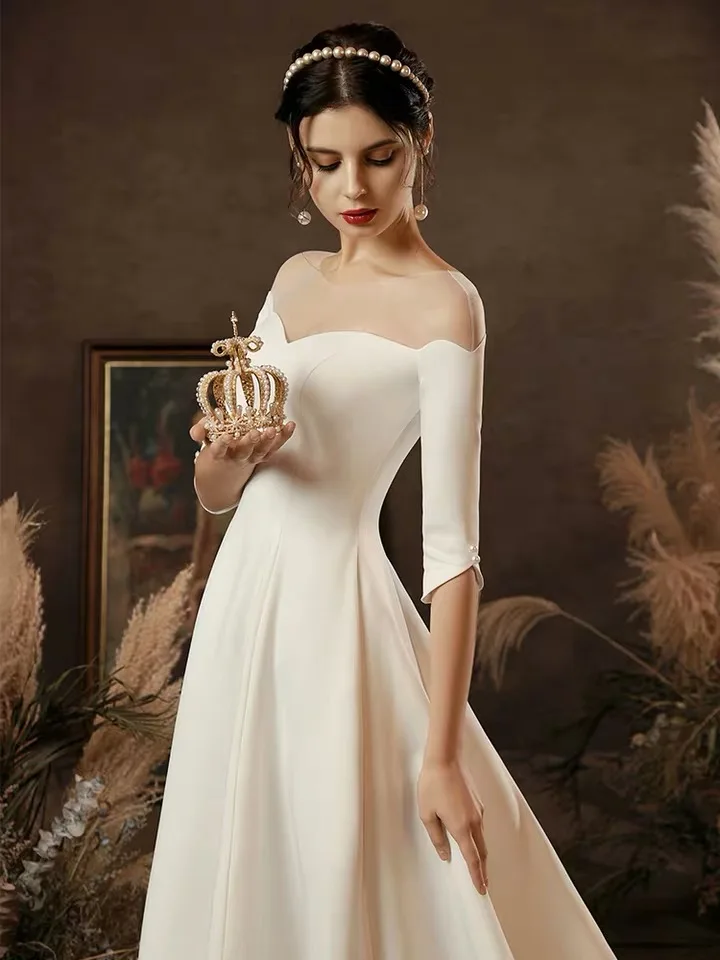 tailor shop custom made champagne wedding dress deep V-neck long-sleeved big was thin lace small trailing fishtail  dress