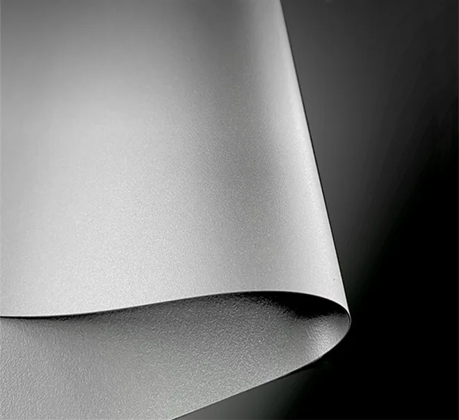 CRT-1 4K ALR Dunkelgraue Umgebungslichtunterdrückung Deckeneinbau-Projektionswand mit elektrischer Tab-Spannung HDTV 16:9-Format ProAV – Detail 3