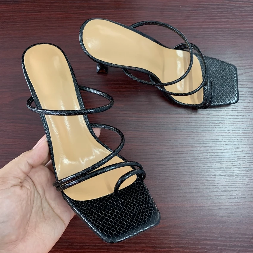 2024 nuove donne estive sandali con punta quadrata da donna con stampa serpente muli con spalline 10.5CM pantofole con tacco alto scarpe da donna di