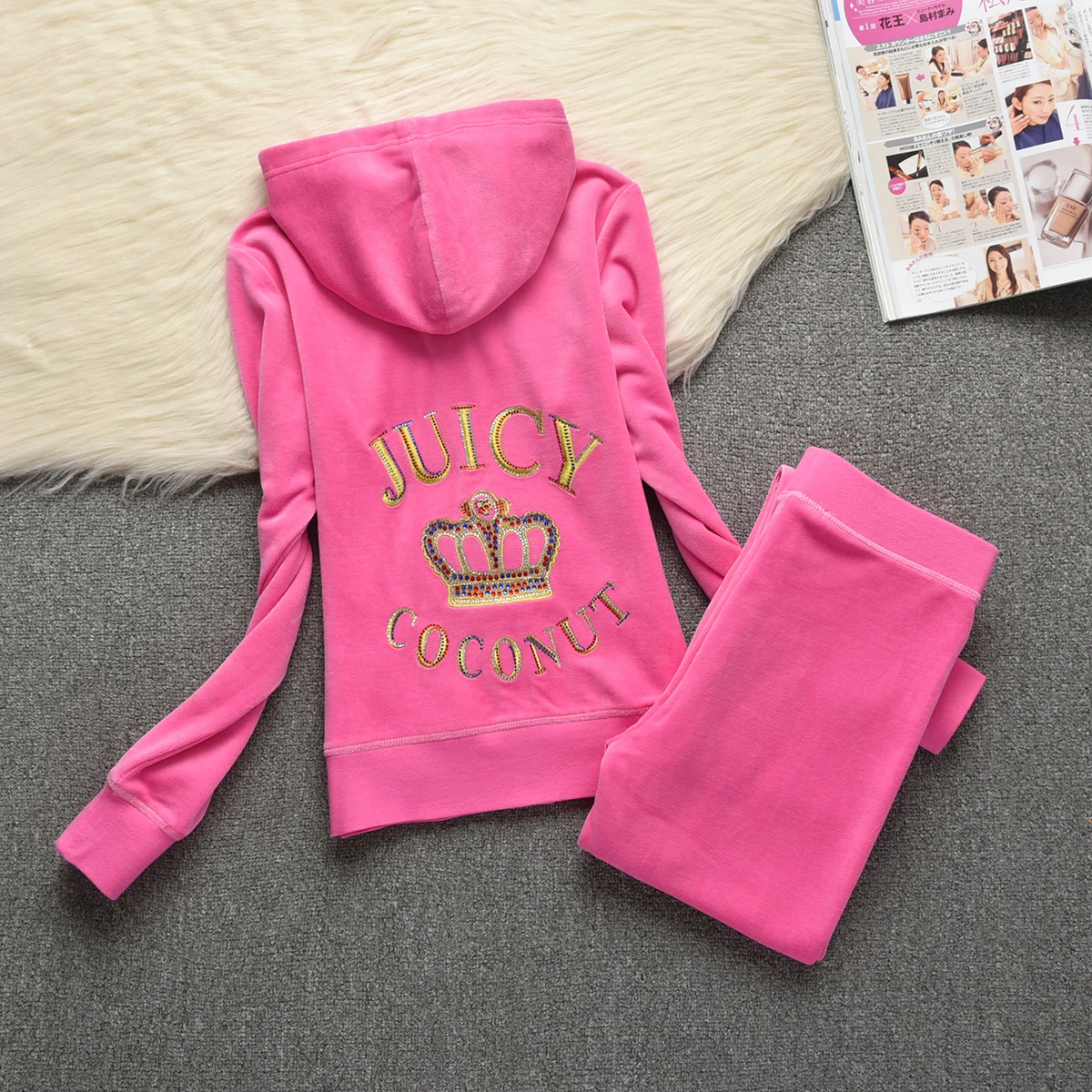 

Juicy Lovers Brand Sporting Suits Women Tracksuits Casual Embroidery Diamonds Velvet Hooded Collar Yoga Jogging Sportswear Dress