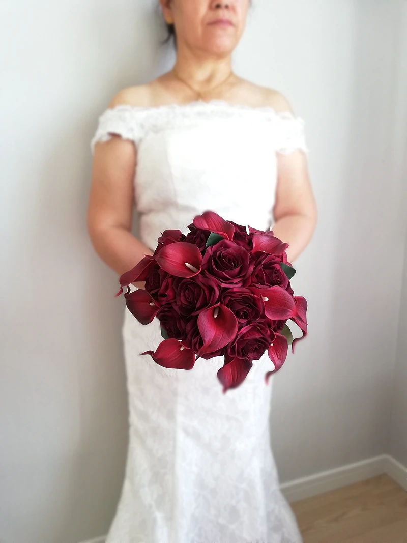 Whitney Real Touch Artificial Rose Christmas Red 12inch Bouquet Burgundy Demoiselle d’honneur Wedding Bouquet for Bridemaids