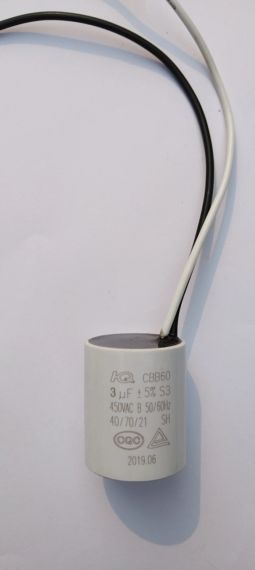 CBB60 AC 450V 50/60Hz 2uf/2.5uF3uf/3.5uf/4uf/6uf/8uf/10uf/12uf/15uf/16uf/18uf Non Polar Polypropylene Motor Capacitor