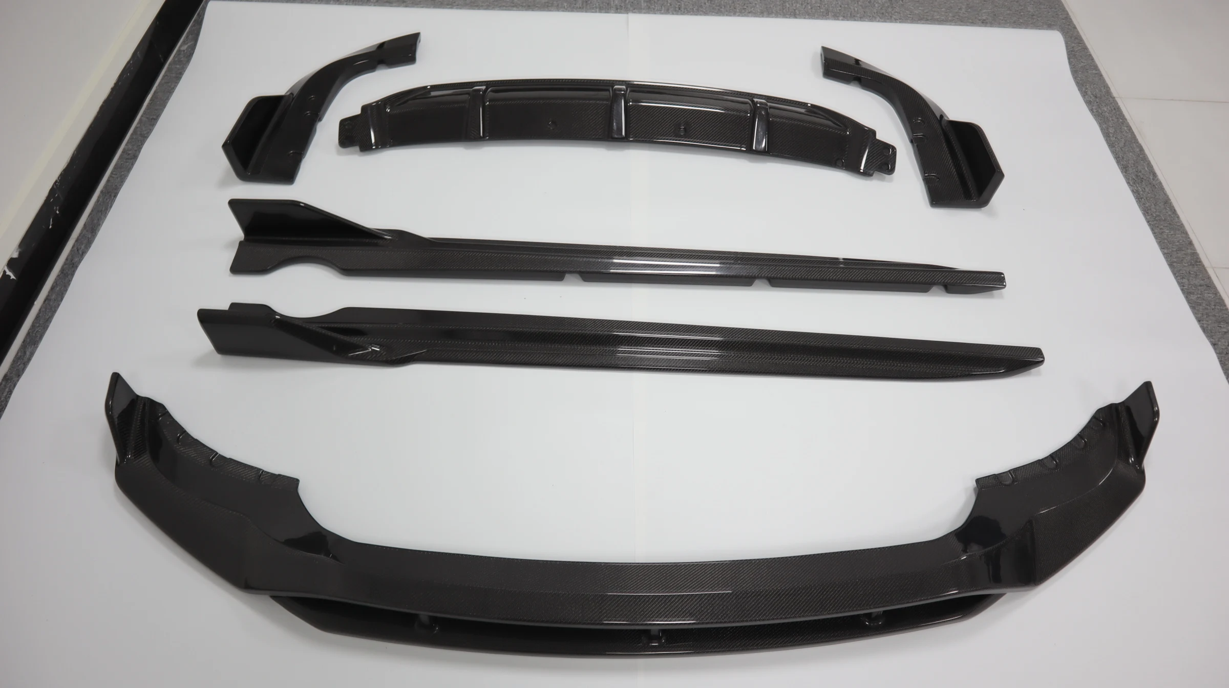 Kit de cuerpo de fibra de carbono X5 para G05 X5, difusor trasero, falda lateral de labios delanteros