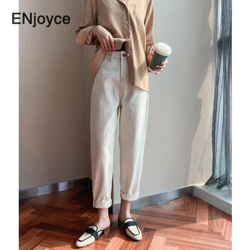 Women Vintage High Waist Velvet Warm Jeans Fall Winter Ladies Korean Fashion Streetwear Denim Pants Traf Basic Design Trousers