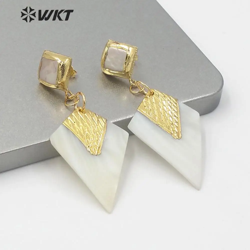 

MPE042 Women Earrings Wholesale Leaf Shape Earrings Classic Jewelry Earrings White Shell With Pearl Stud Dangling Earrings