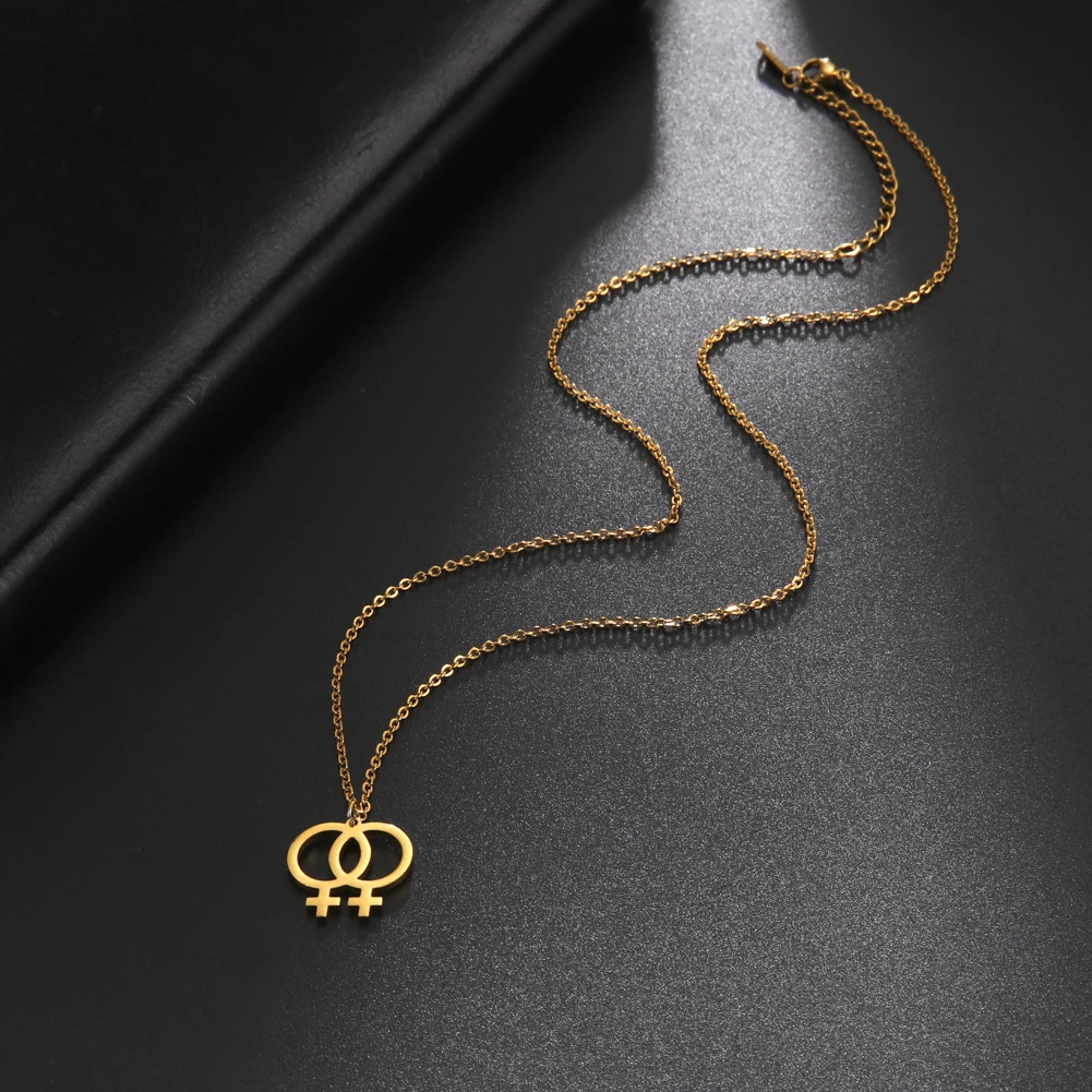 Cazador موضة مثلي الجنس مثليه رمز قلادة القلائد الفولاذ المقاوم للصدأ سلسلة مجوهرات جديدة للنساء الرجال حفلة عيد ميلاد هدية 2025