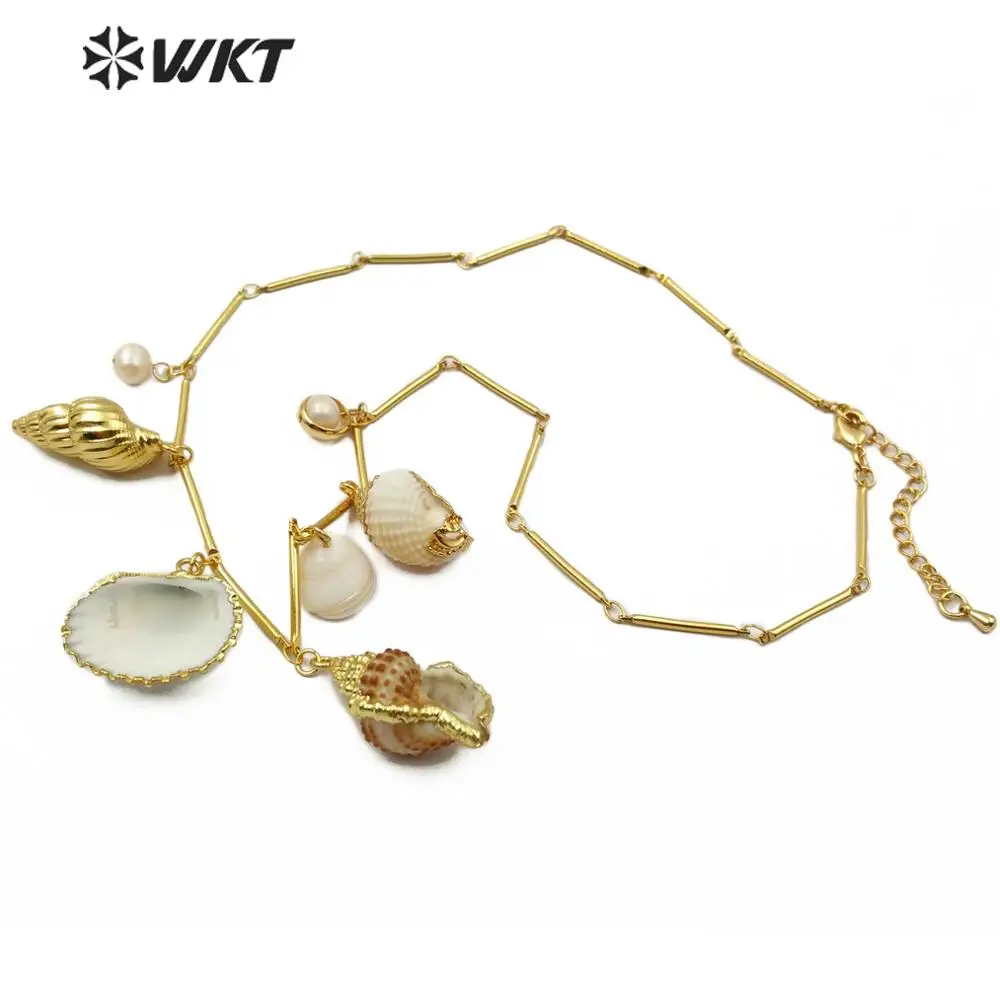 WT-JN098 Shell Theme Natural Trumpet Shell Necklace with Gold Trim Shell and Full Gold Electroplated Trumpet  Pearl Necklace