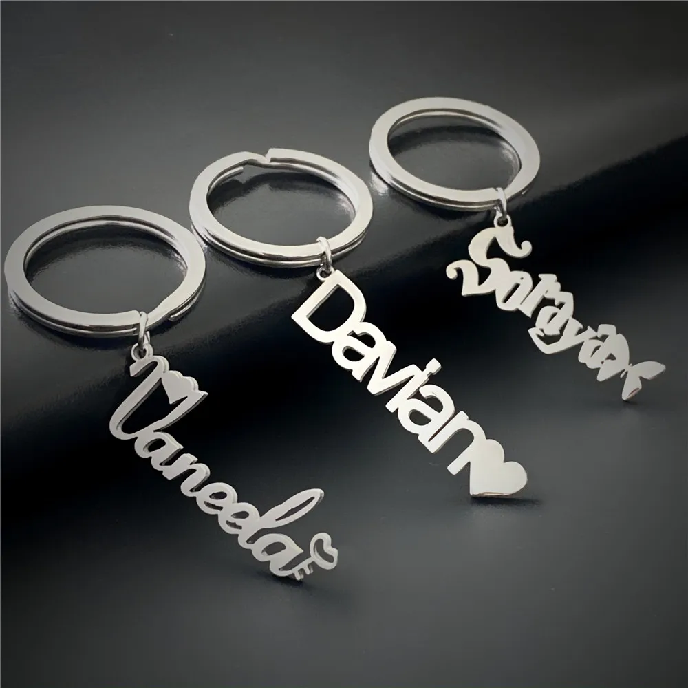 Customized Personalized Name Pendant Keychain Custom lovers\' Name Text Key chain Stainless Steel llavero for Women Men Keyring