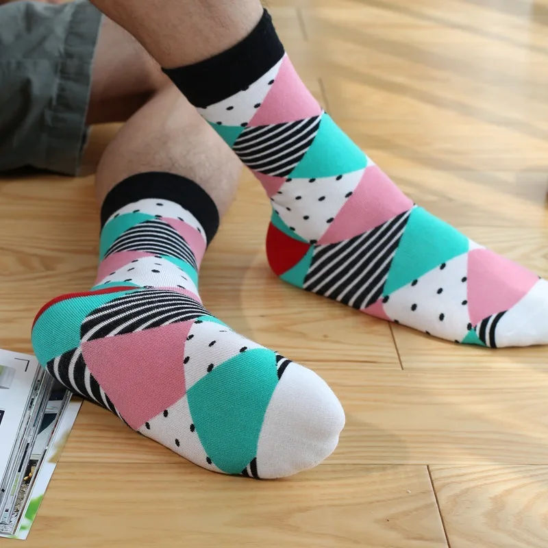 Men Socks Personality Letter Striped Polka Dot Diamond Lattice Harajuku Funny Happy Male Hip Hop Street Style Cotton Sock Autumn