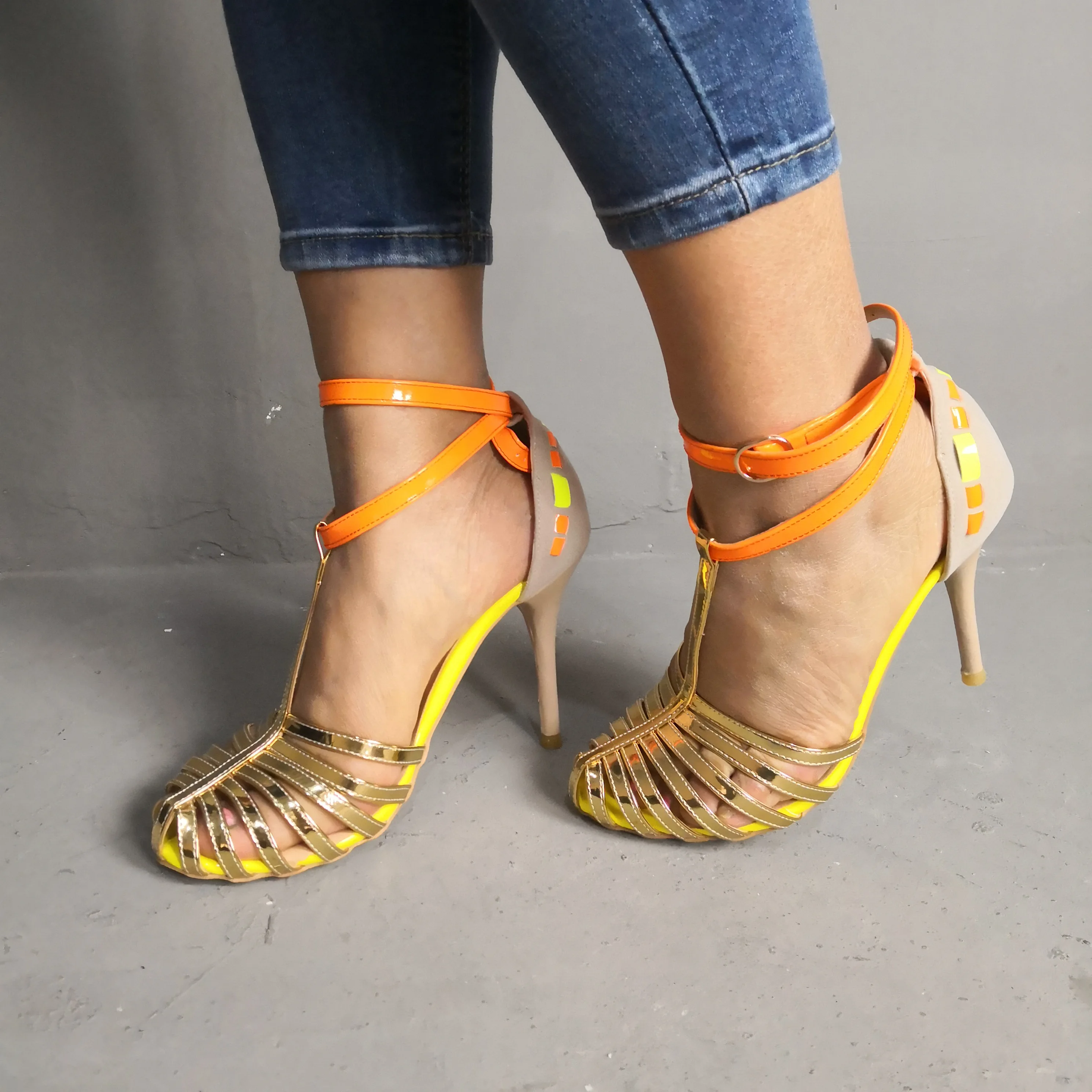 Sexy Mixed color Strappy Cross Patchwork Sandals Gladiator Multi Straps Buckle Hollow Out High Heels Zapatos T-strap Sandalia