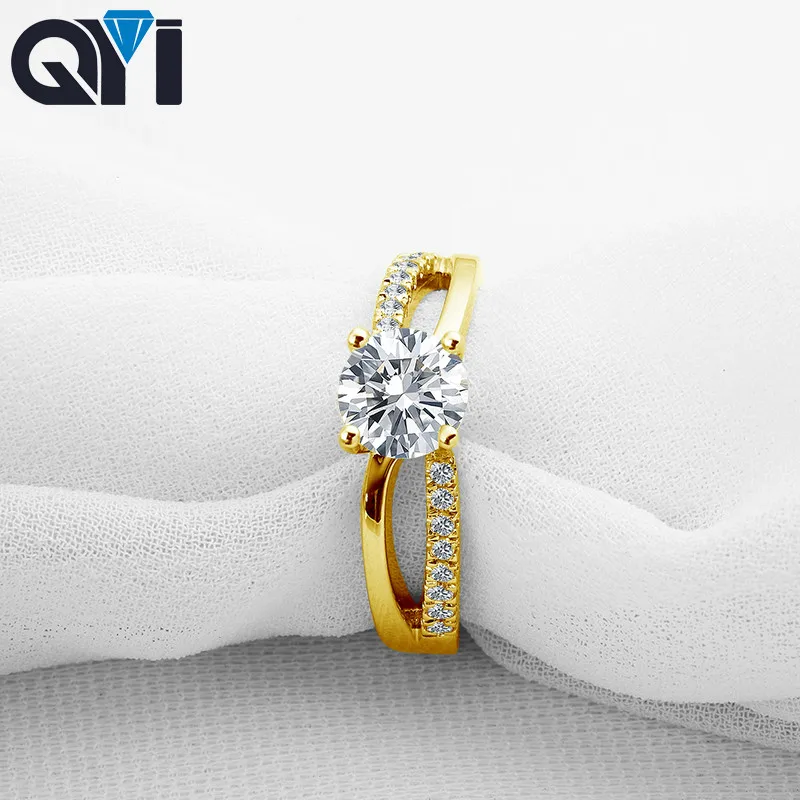 

QYI 1 Carat 14K Solid Yellow Gold Split Band Rings Women Round Cut Moissanite Diamond Halo Engagement Ring