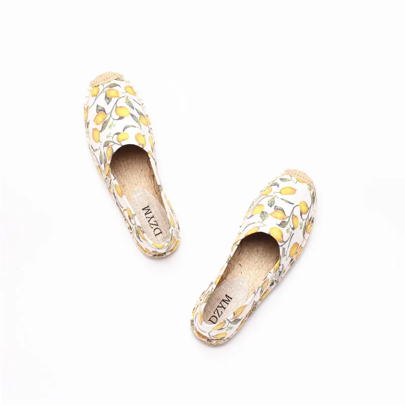 DZYM  Spring Summer Stylish Canvas Espadrilles High Quality Women Flats Wink Tiger Flowers Embroider Chic Zapatos Mujer