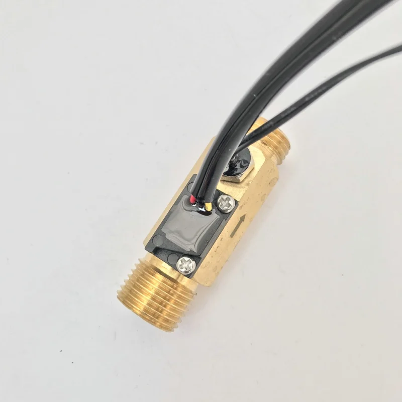 USC-HS21TLT brass body hall effect water flow sensor with temperature sensor PT100 1-30L/min male G1/2\