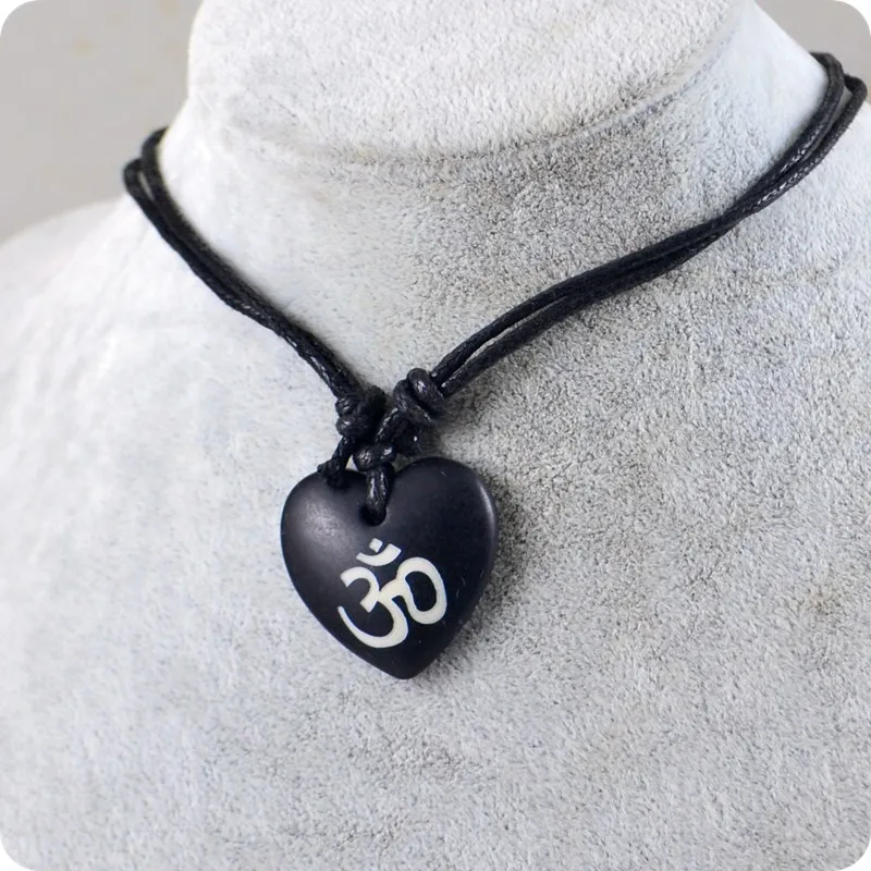 Heart-shaped AUM OM Ohm Hindu Buddhist Hinduism Yoga India yak bone Pendant Necklace Amulet Lucky Gift Tribal Fashion Jewelry