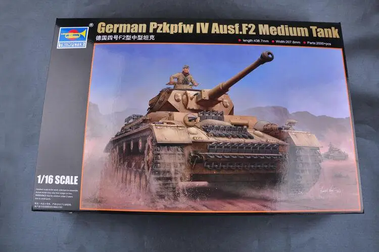 

Немецкий бак Trumpeter 1/16 00919 Pzkpfw.IV Ausf F2 среднего размера