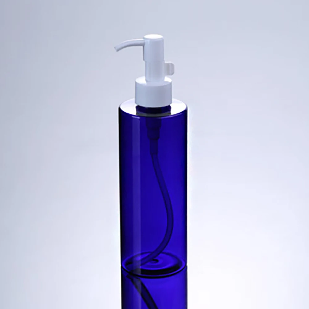 

clear and blue refillable cleansing oil 250ml plastic bottle with cosmetics hand lotion pump