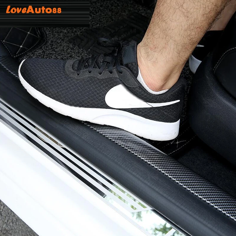 For Toyota RAV4 RAV-4 2019 2020 2021 2022 Carbon Fiber Rubber Door Sill Protector Goods Door Guard Bumper Decoration Accessories