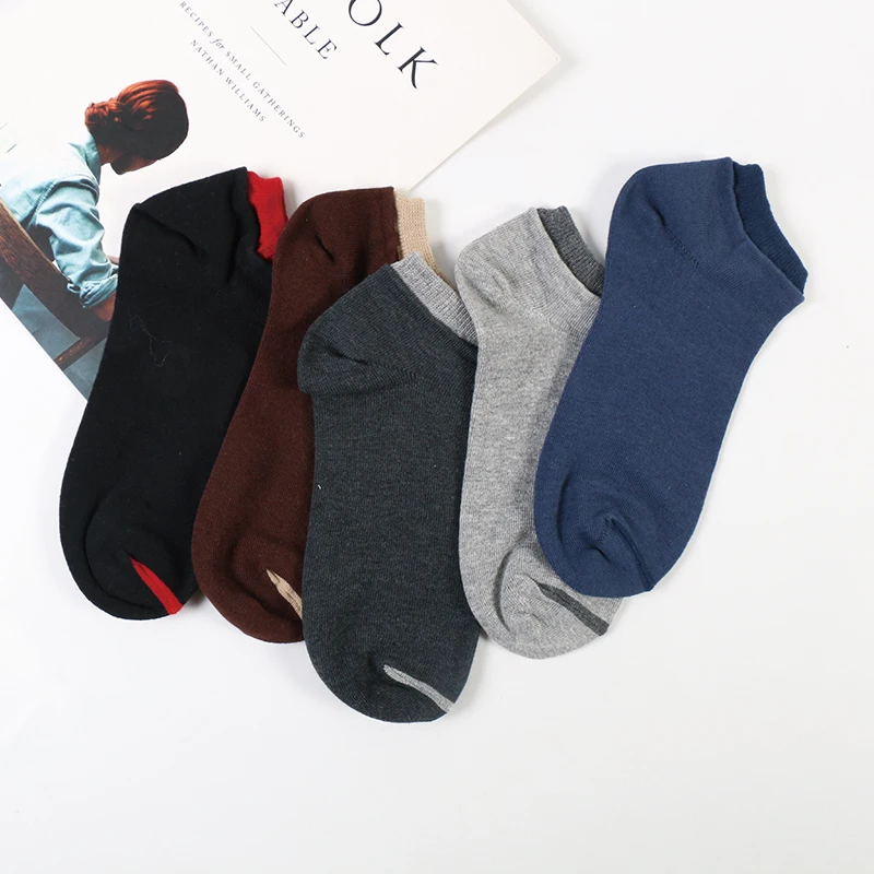 DONG AI cotton casuals Two-color cuff invisible socks men removes impurities not easy to shrink and deform not easy to pilling