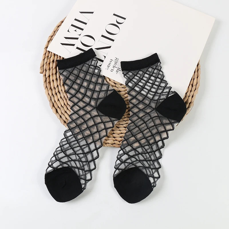 

DONG AI Hot Sale Hipster Hatijuku Thin Ankle Women Fashion Glass Transparent Short Socks Female Summer Art Fishnet