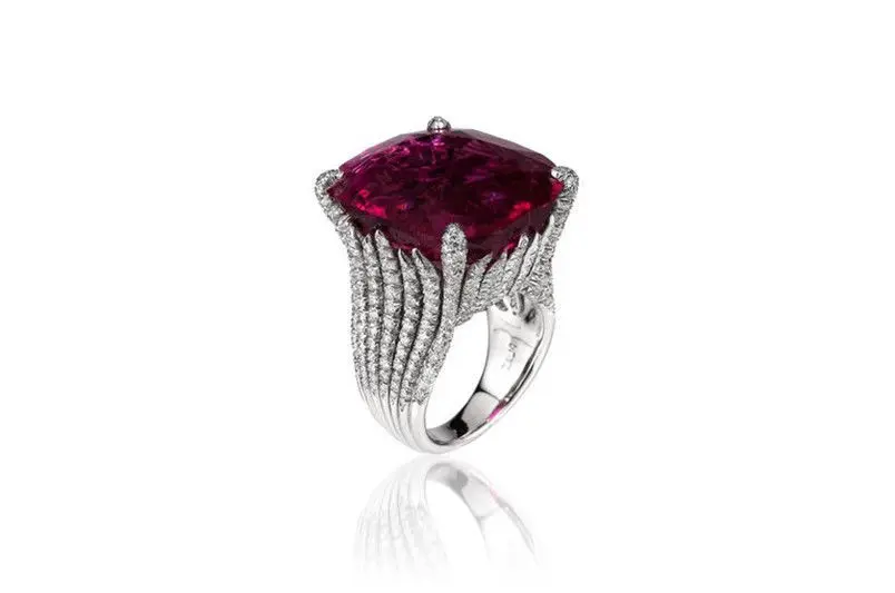 Vintage Silver Geometric Big Stone Red Zircon Ring for Women Full Drill Fashion Bohemian Boho Jewelry Luxurious