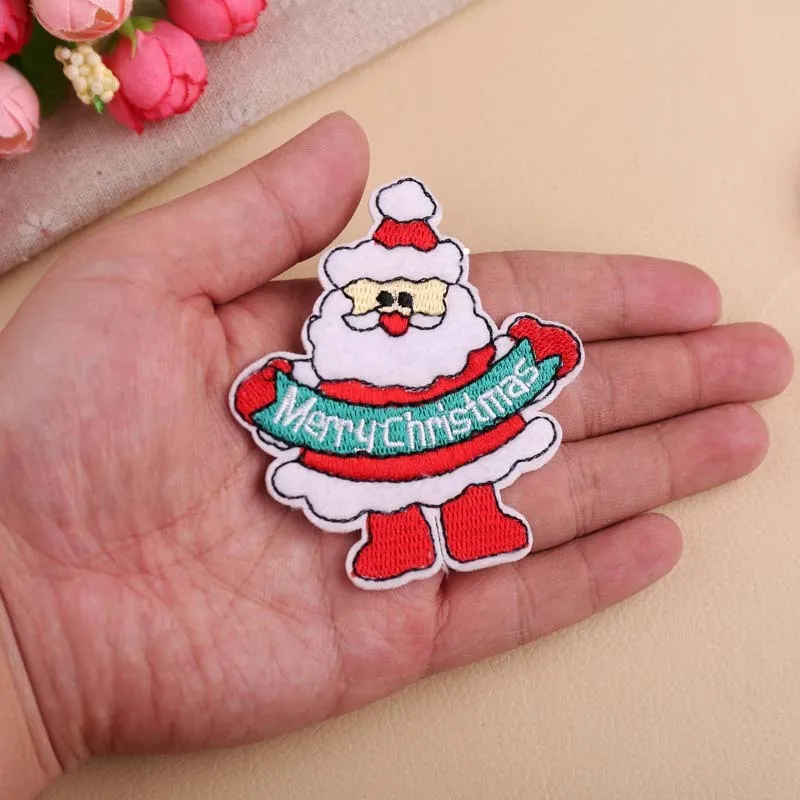 PGY 1PGY New Years Gift Christmas Patches for Clothes Iron on Santa Snowman Embroidery Patch Coat Jackets Appliques Diy Decor