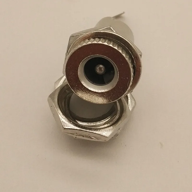 مقبس طاقة تيار مستمر ، موصل تثبيت لوحة أنثى ، فتحة معدنية مفتوحة 11 مللي متر 5521 2 قطعة