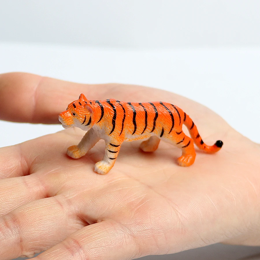 Giraffe Tiger Lion Zebra Elephant small plastic Simulation Forest animal model doll pvc action figure Early education toys 12PCS