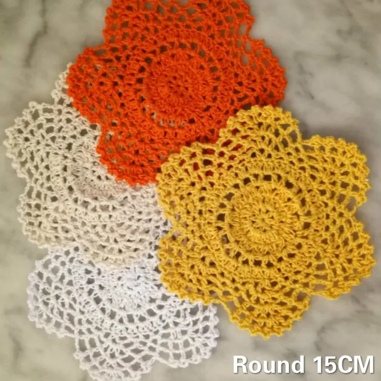 15CM Round Vintage Crochet Flowers Dining Doilies Cotton Table Coaster Wedding Napkins Christmas Placemats Mantel Individual Pad