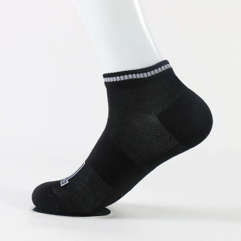 DONG AI – chaussettes courtes pour hommes, en coton peigné, confortables, avec manchettes, à rayures, Style de mode fascinant