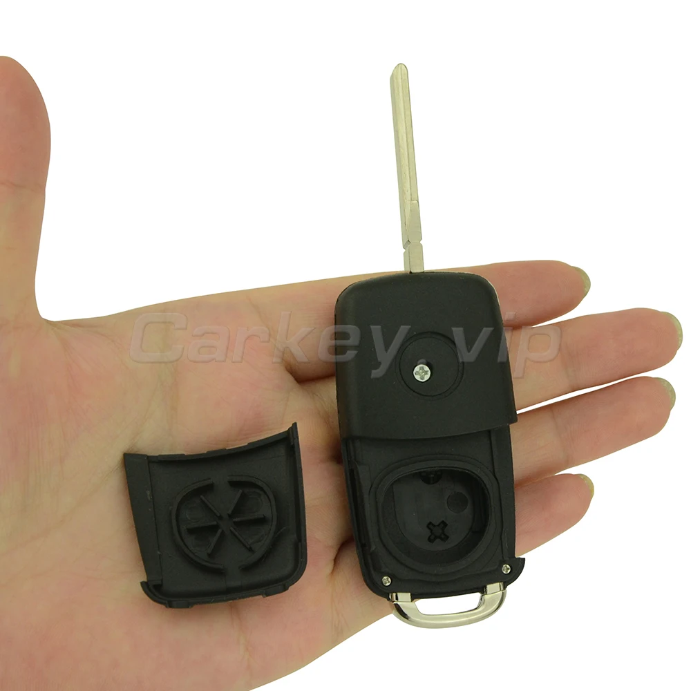 Remotekey 2pcs 300 959 753AA Flip Remote Key Shell 3 Button For VW Touareg 2004 2005 2006 2007 2008 2009 2010 2011