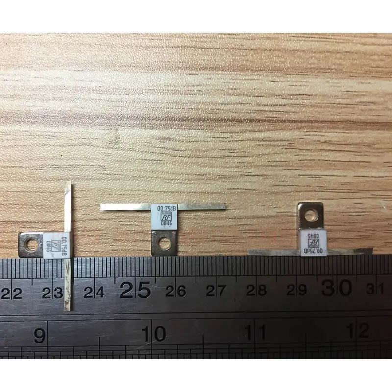 0.75dB ATTENUATORS FLANGED 20 Watts 00.75 dB 20W 00.75dB 33-1001 DC-4.0 Ghz 33-1001-00.75 RF FLORIDA 33A1001 00.75F