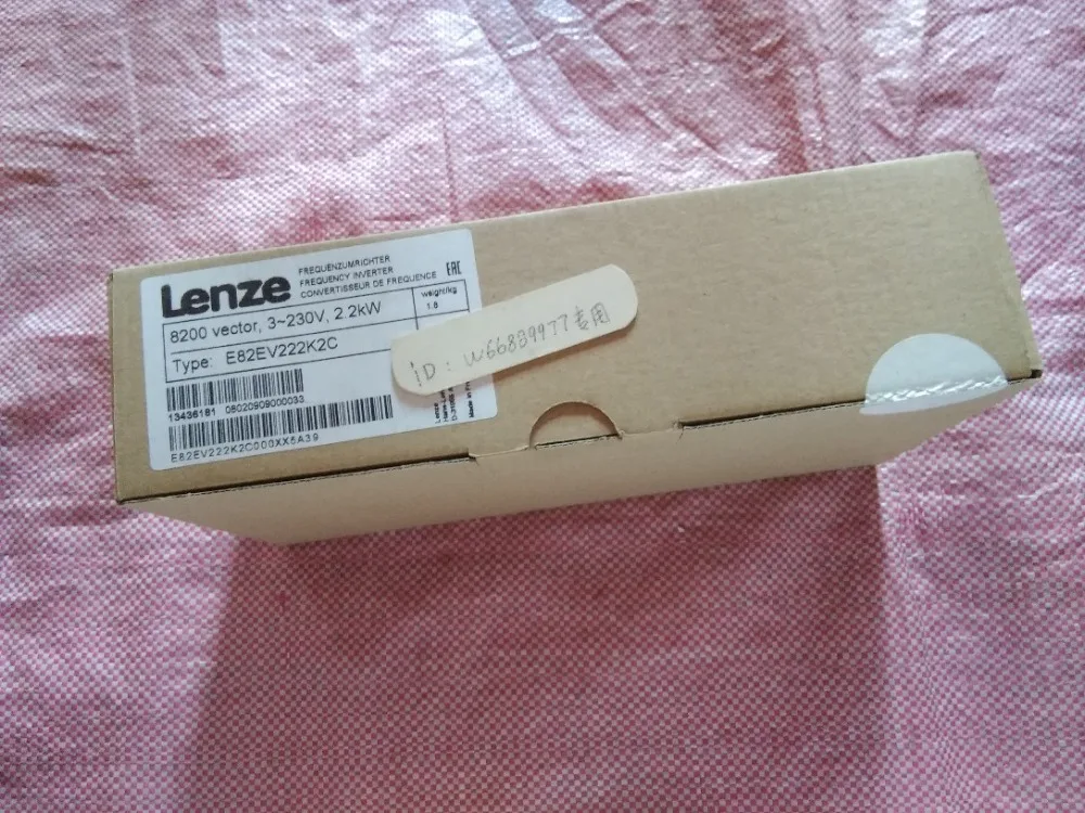 [SA] new original authentic spot Lenze drive E82EV371K2C E82EV222-2CK2C Inverter 2.2KW220