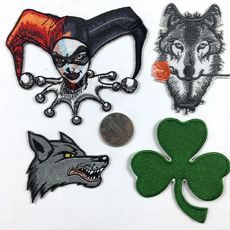 Fine Black Wolf Embroidered Animal Appliques Iron On Kings Poker Lucky Clover Patches for Clothes Bags Shoes Coats Badges Decor