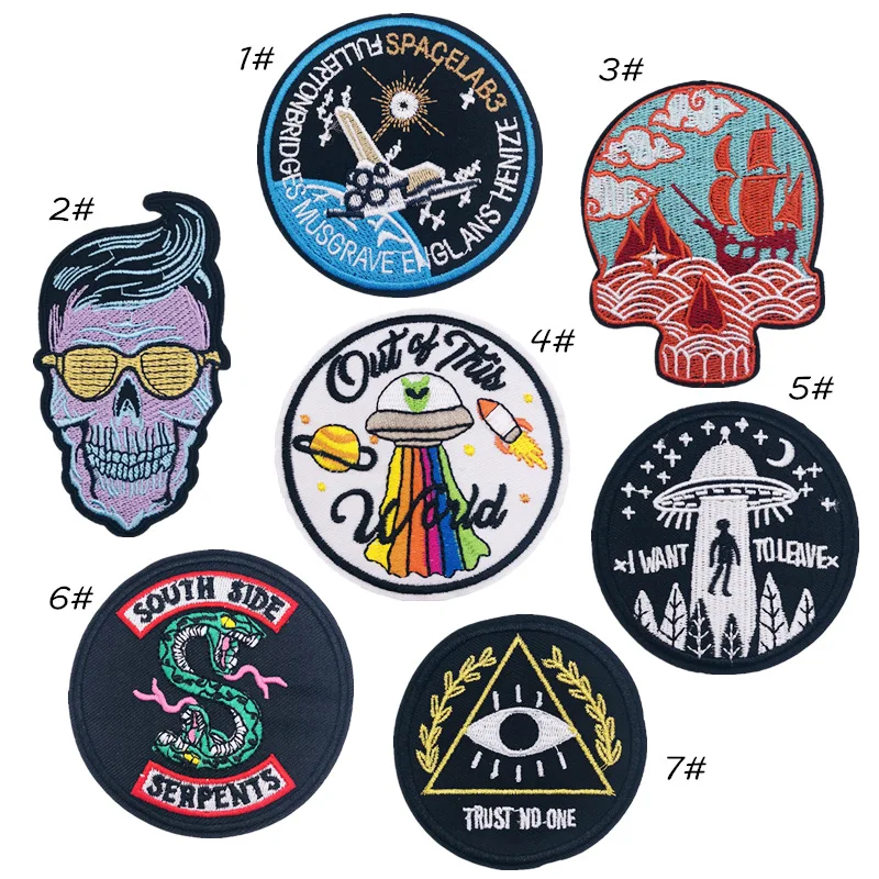 PGY Black Skull Embroidered Patches Iron On Aliens UFO Badges Punk Style for Clothes Round Appliques DIY Coat Bags Parches