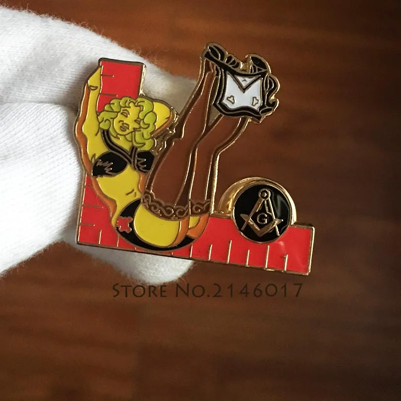 Freemason Soft Enamel Pins and Brooch Masons Ladies of the Lodge Blonde Pin-Up Girl Model Sexy Red Yellow Masonic Lapel Pin