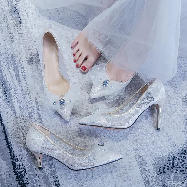 Escarpins romantiques en maille avec nœud papillon pour mariage, talons hauts et fins, ornés de strass, bout pointu, été